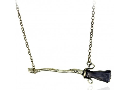 collar escoba 